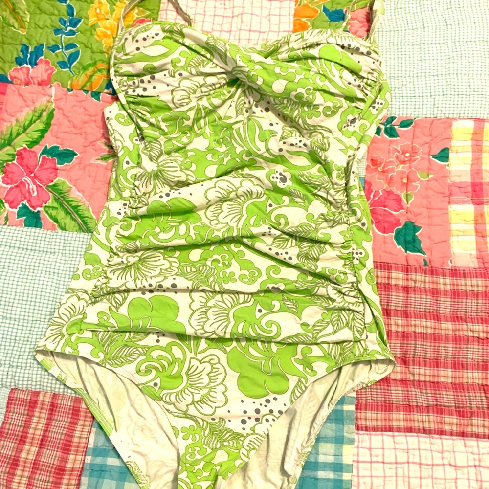 Emerald Bay Green Floral Women's One Piece Swimsuit Size 16